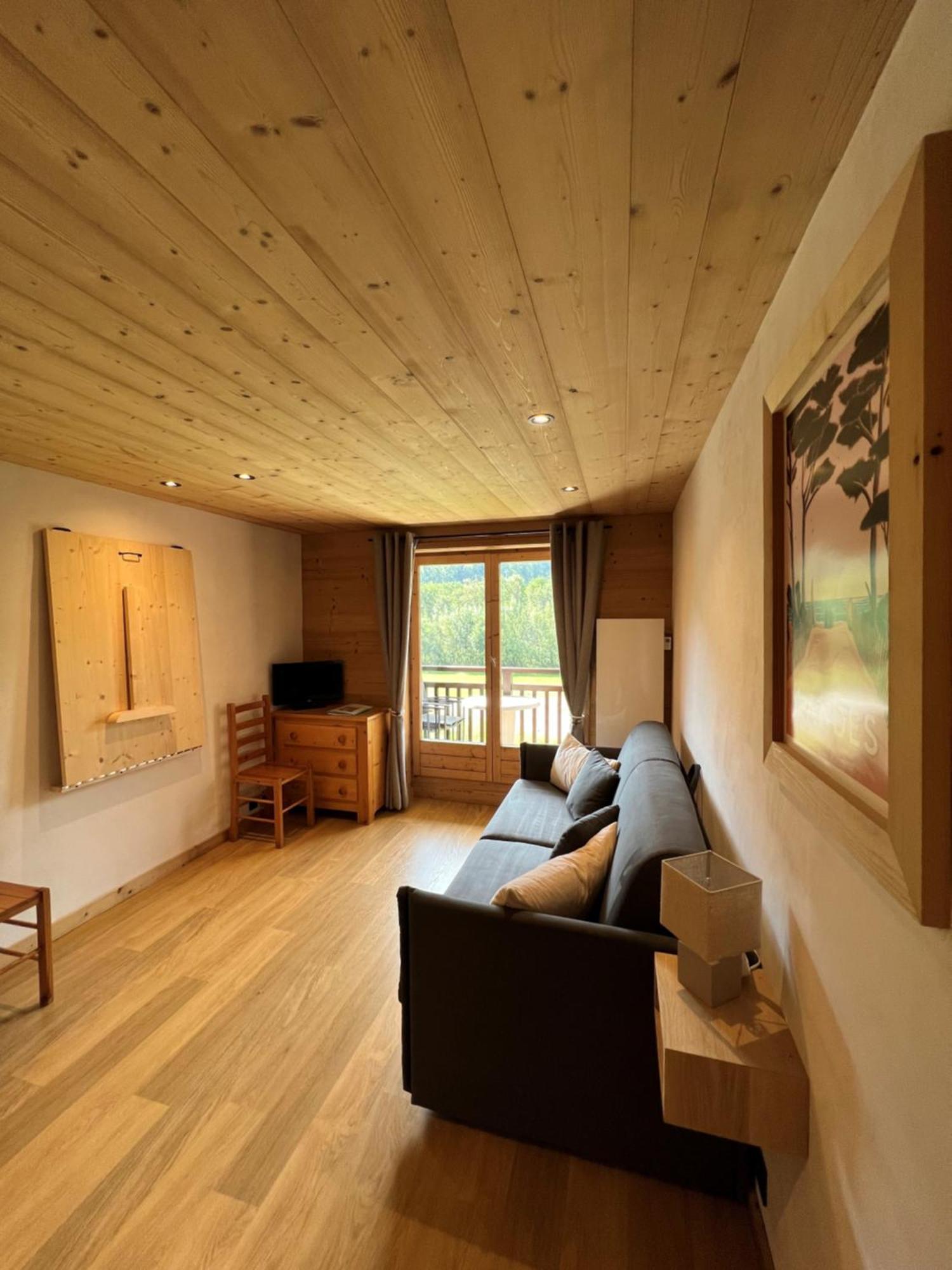 Studio Face Aux Pistes พลาซ-ซัวร์-อาร์ลี ภายนอก รูปภาพ